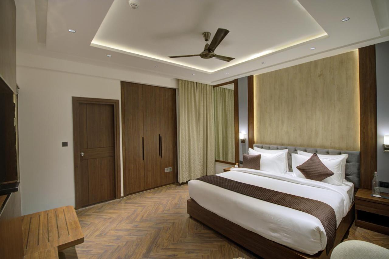 Cygnett Collection K K Hotel Faizabad Luaran gambar
