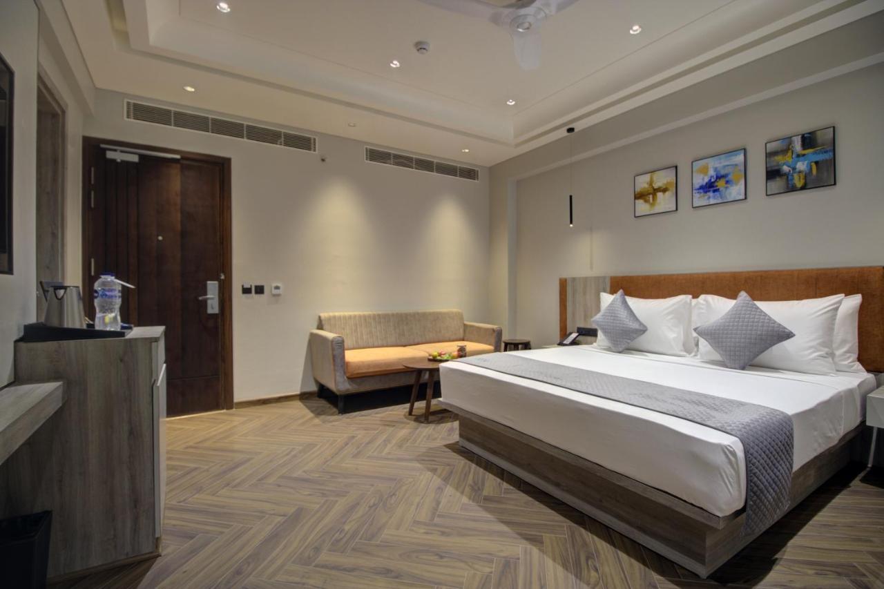 Cygnett Collection K K Hotel Faizabad Luaran gambar